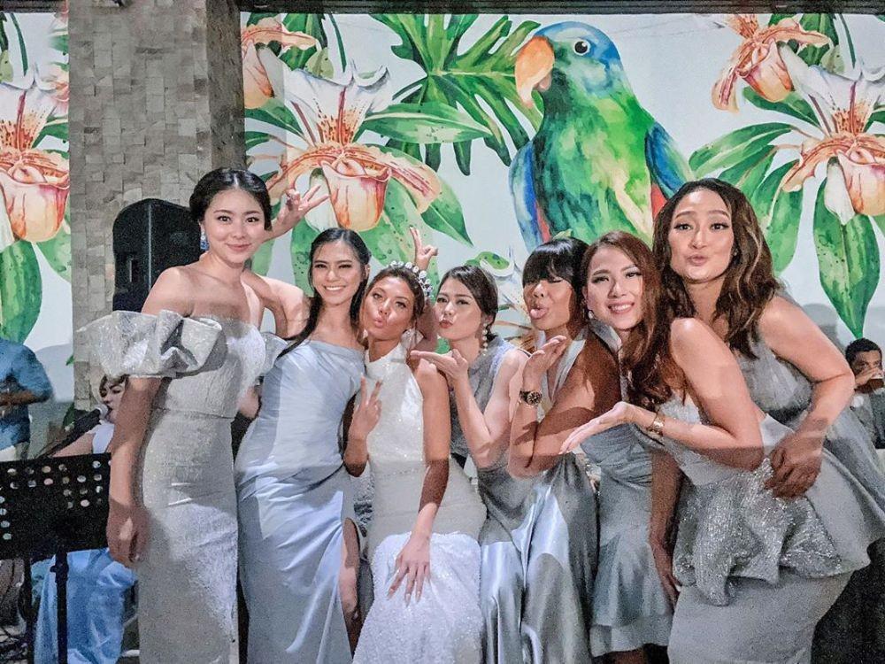 Style Seleb di Pernikahan Mezty Mez dan Gerald Yohanes, Siapa Terkece?