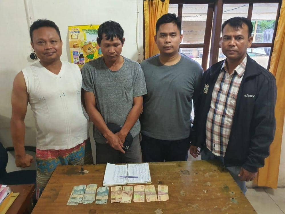 Tersangka pemain judi diamankan polisi (Dok. IDN Times/Istimewa)