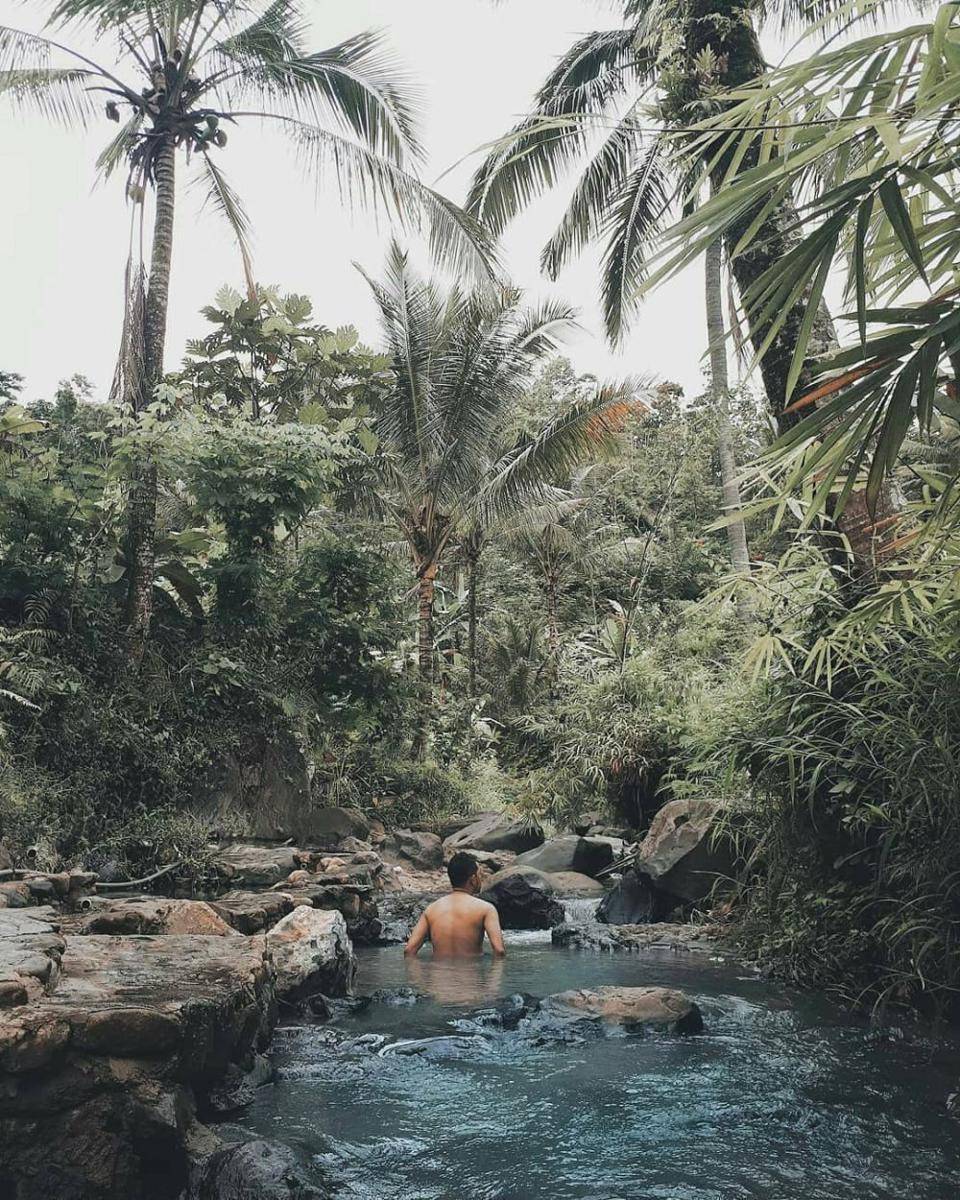 instagram.com/exploreponorogo