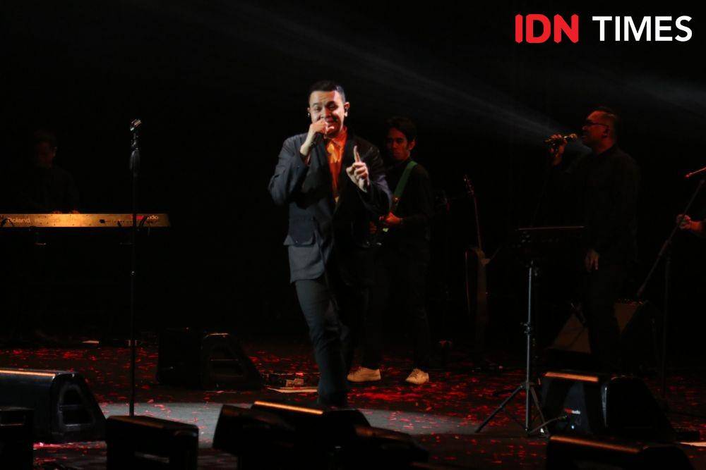 Tulus dalam Love Fest 2020 di Jakarta. 21 Februari 2020. IDN Times/Nadia Umara