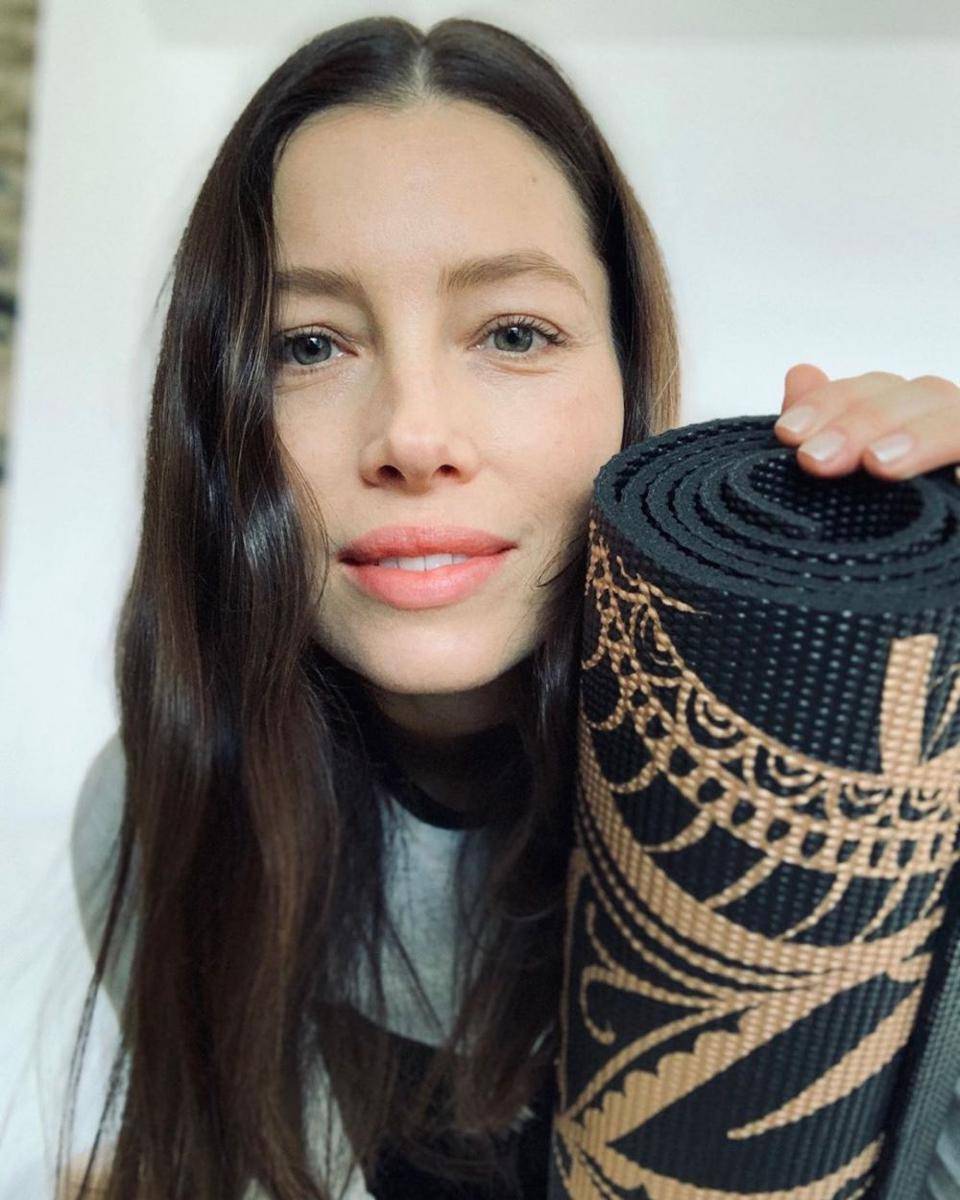 instagram.com/jessicabiel