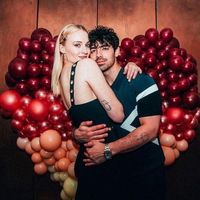 Masuk Usia 24 Tahun, 10 Potret Kece Transformasi Sophie Turner
