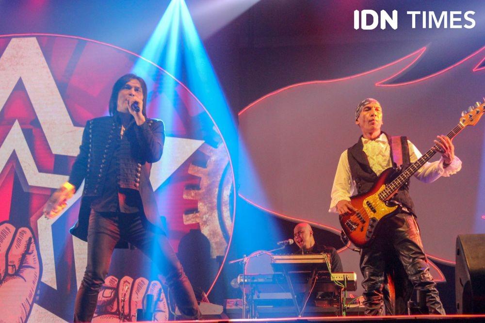 Bikin Rindu, 5 Lagu Cinta Dewa 19 yang Tak Lekang oleh Waktu