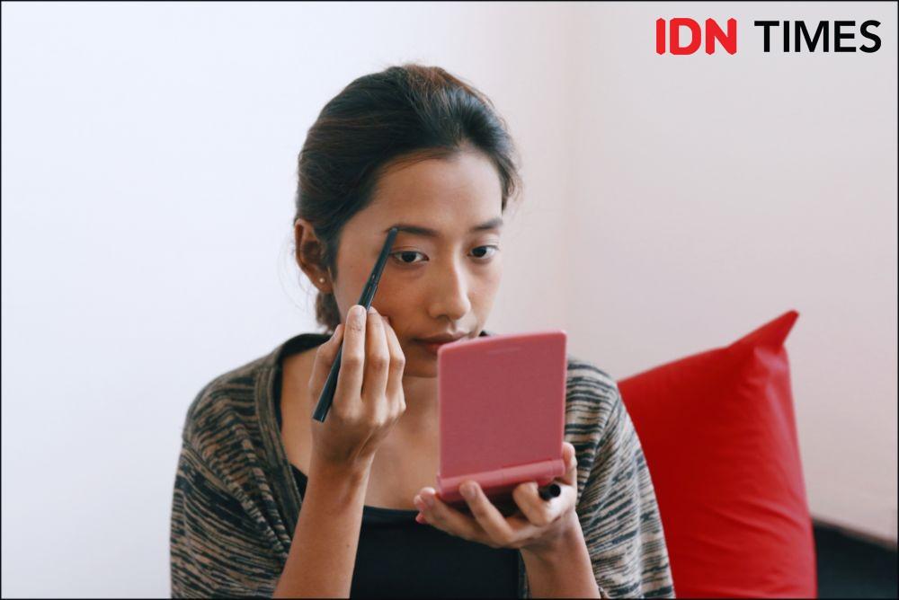 5 Kesalahan Bikin Alis saat Makeup yang Sering Gak Kamu Sadari