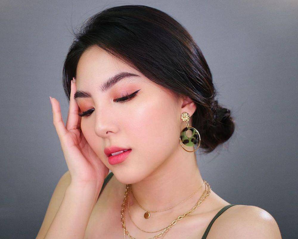 instagram.com/deviennaaa