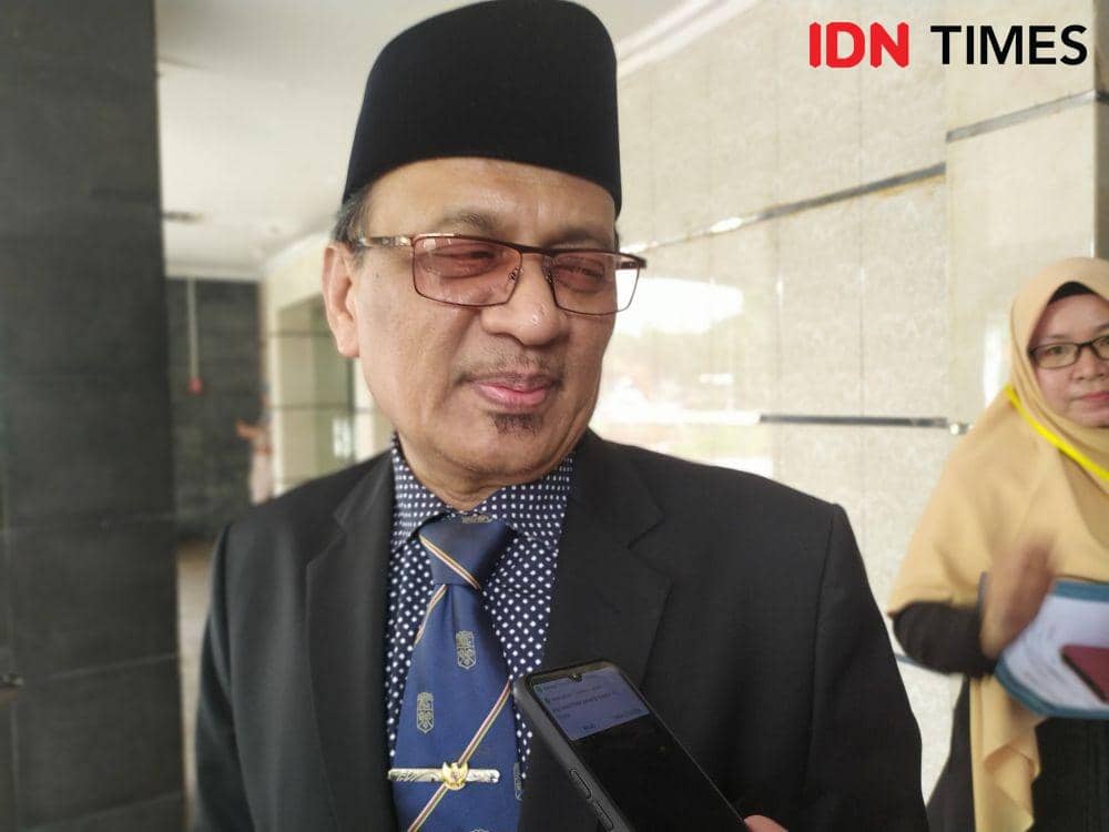 Ketua PW Muhammadiyah sekaligus pengamat ekonomi syariah, Prof Dr Romli (IDN Times/Feny Maulia Agustin)