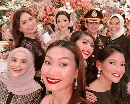 instagram.com/anindyakputri