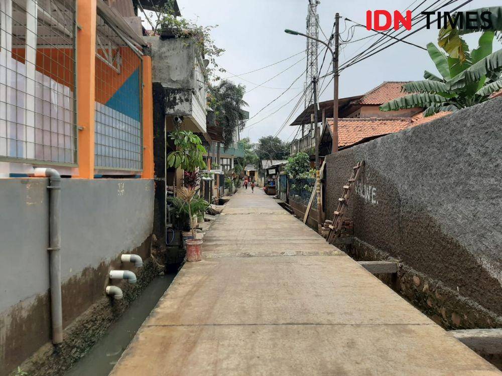 Keadaan Kampung Bayur Cipinang Melayu pascabanjir (IDN Times/Dimas Fitra Dirgantara)