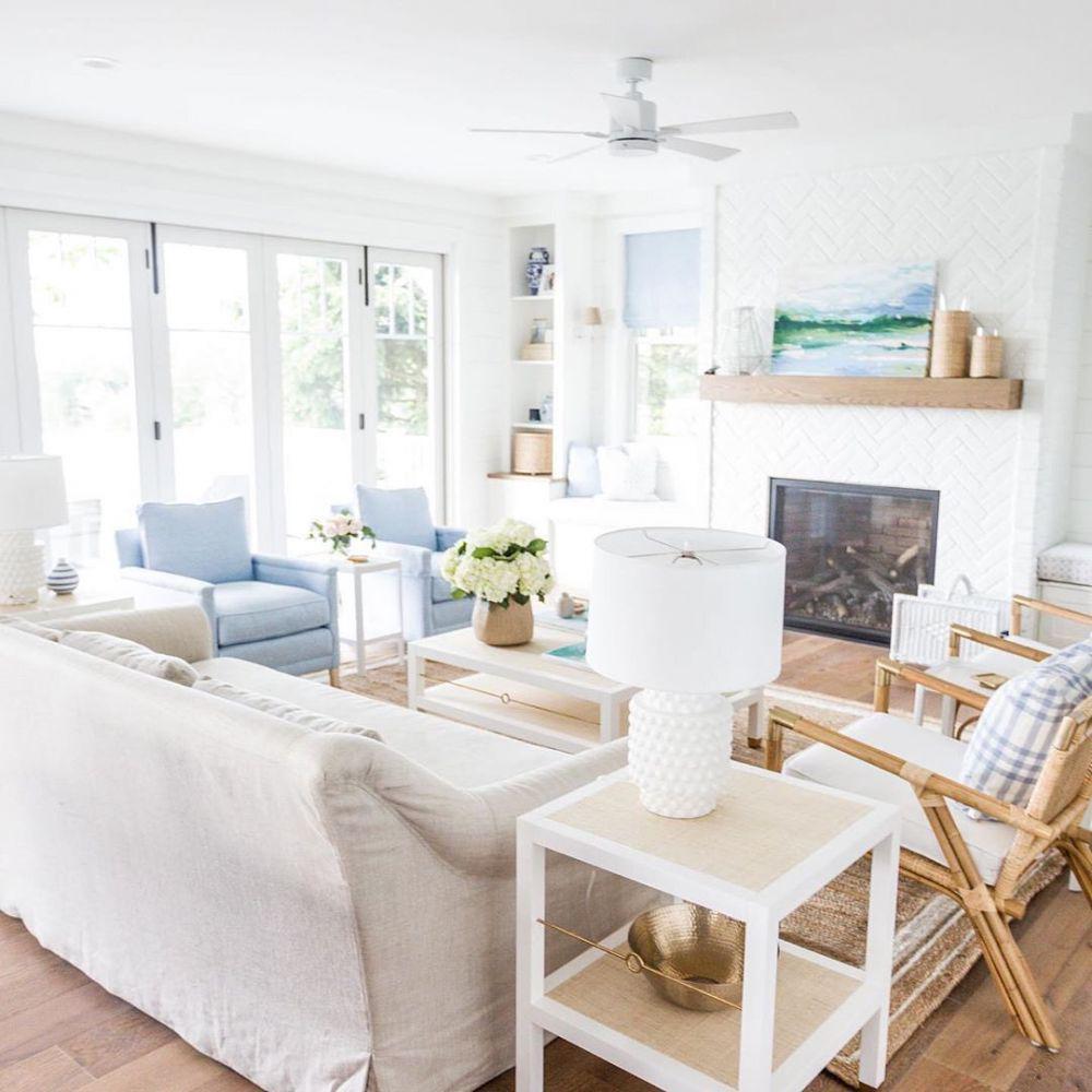10 Ide Desain Ruang Tamu Minimalis Ala Coastal Cottage, Cozy Abis!