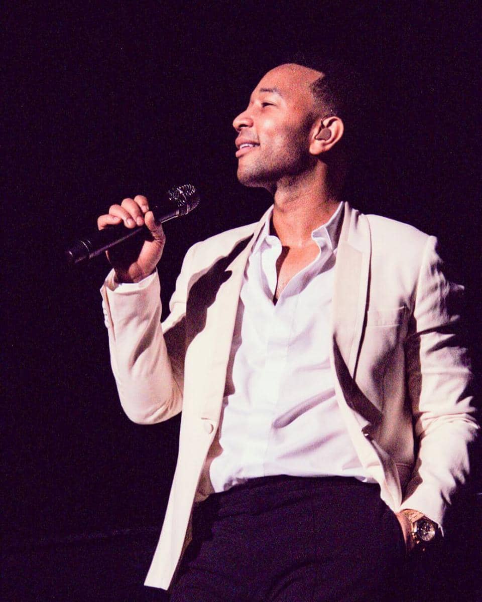 instagram.com/johnlegend