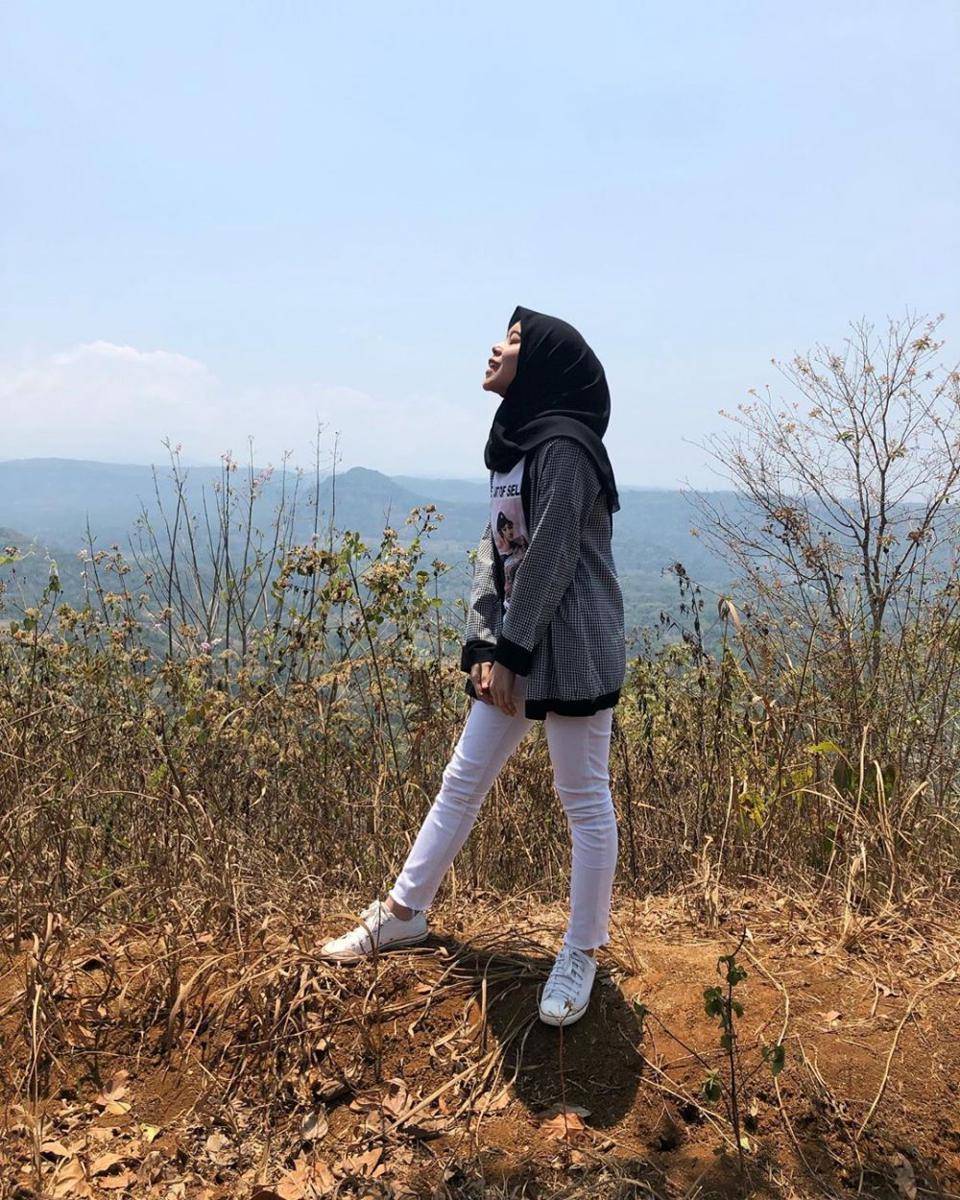 Instagram/lestykejora