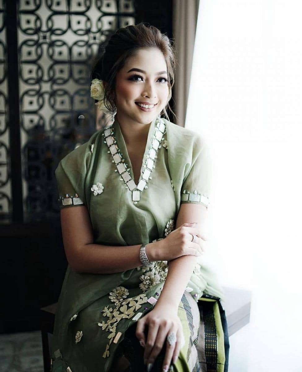 instagram.com/andinatassya