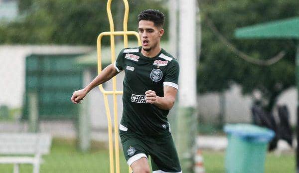 Manchester City Kalahkan Arsenal dalam Perebutan Pemain Yan Couto