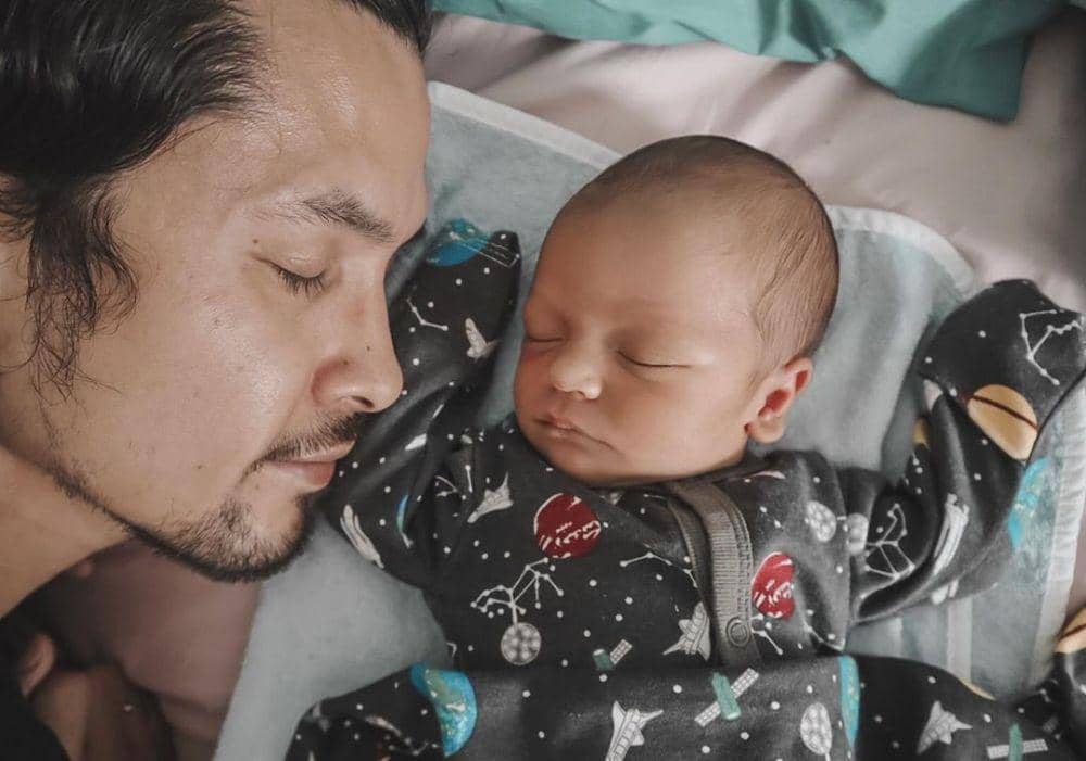 Instagram.com/edward_akbar