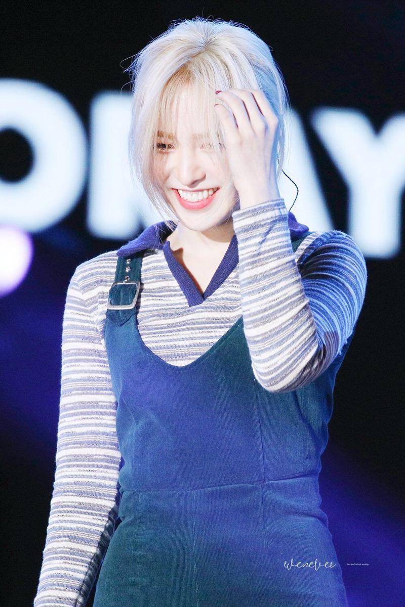 Twitter.com/baewannie