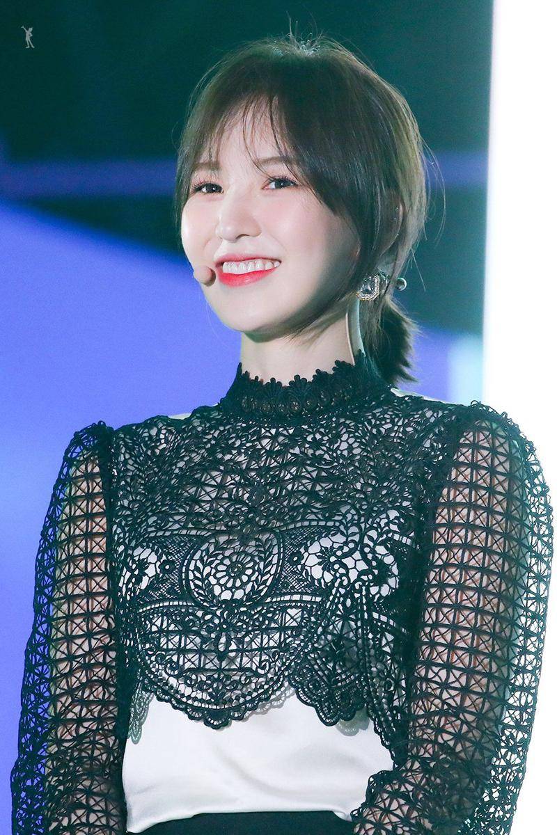 Twitter.com/baewannie