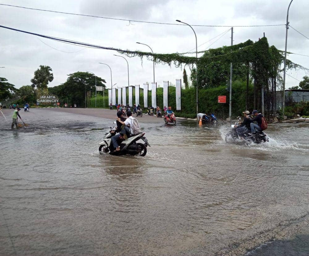 Banjir di Cakung-Cilincing, Warga Salahkan Pemilik Bangunan di JGC