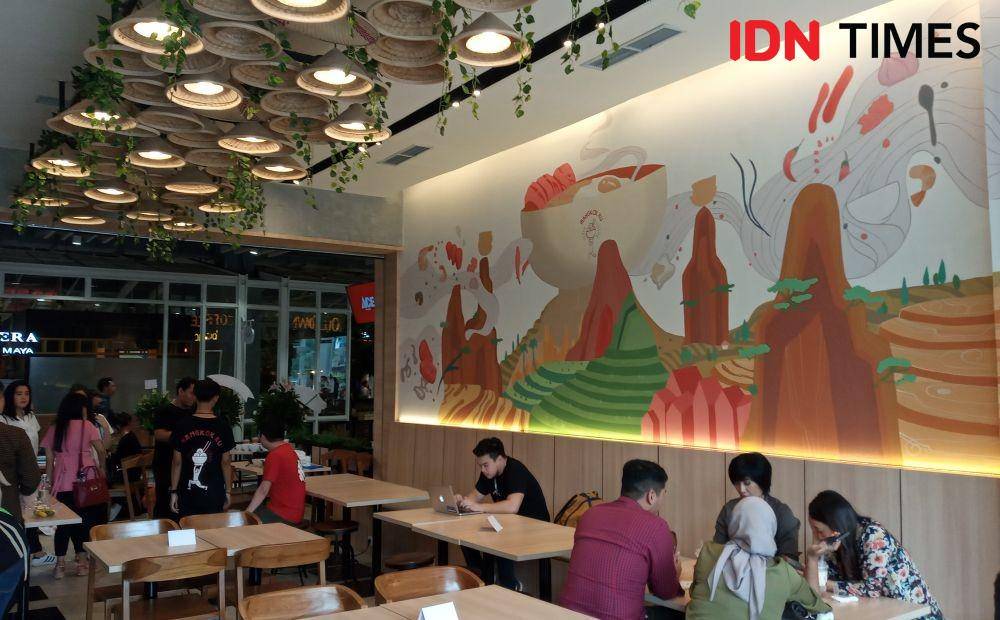 Outlet Mangkok Ku X Goola di Living World Mall, Tangerang Selatan. IDN Times/Dhiya Awlia.A