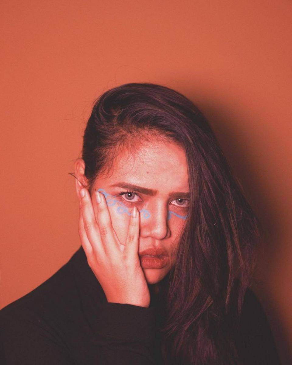 optimusarfi via instagram.com/neonomora