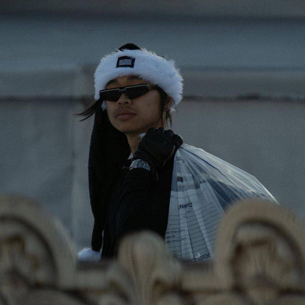 instagram.com/zhu