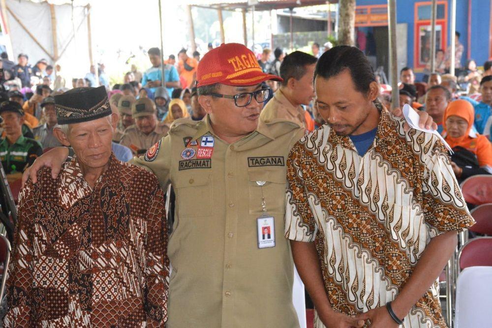 Dapat Rp10 Juta dari Mensos, Mbah Sudiro Sumbangkan Uangnya ke Masjid