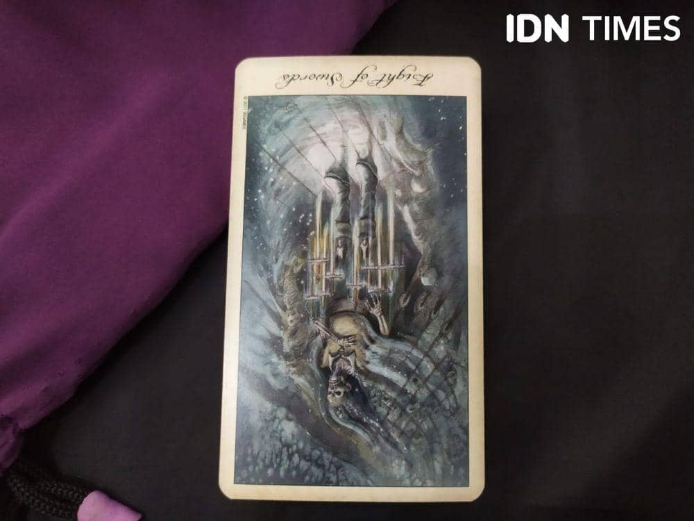 Tarot Card (IDN Times/Aldzah Aditya)