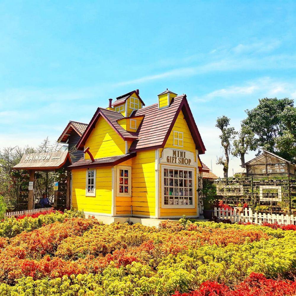 Rute, Info Lokasi, Harga Tiket, Tips dan Pesona Rainbow Garden Lembang