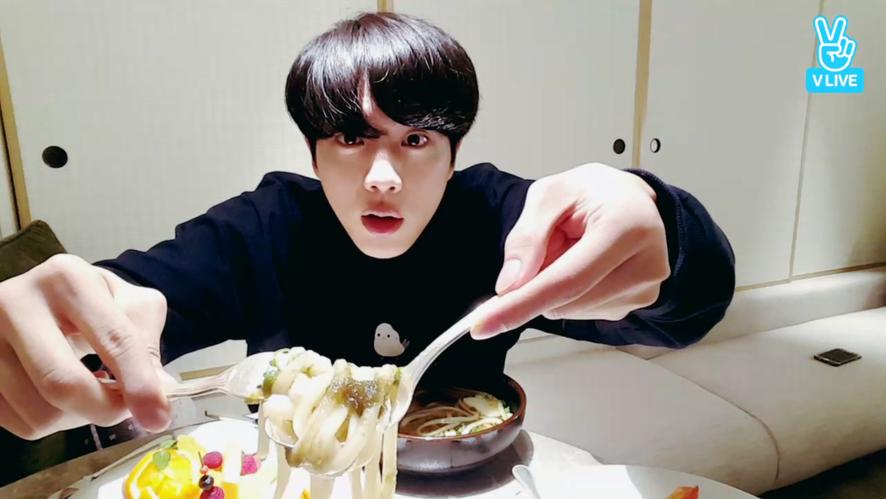 6 Menu Mukbang yang Digemari Orang Indonesia, Suka Nonton yang Mana?