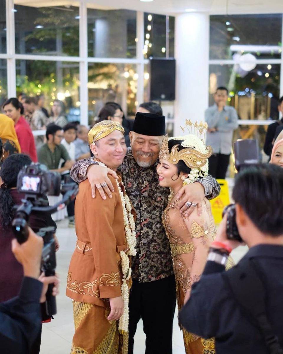 Instagram.com/indrowarkop_asli/