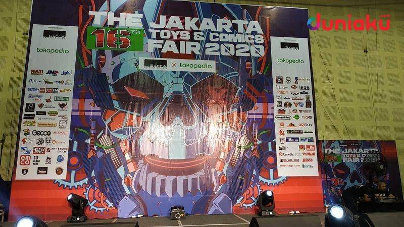Panggung utama The Jakarta 16th Toys and Comic Fair 2020, sebelum konferensi pers