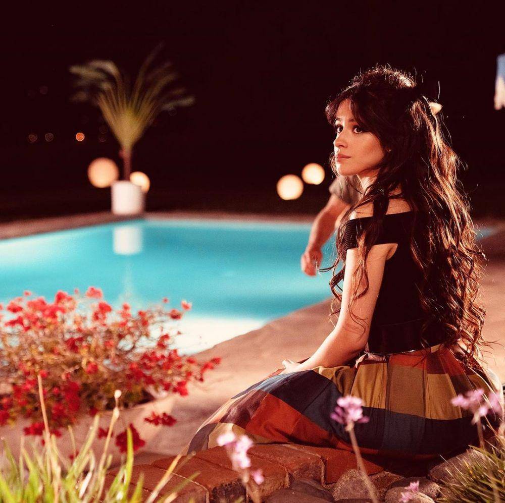 instagram.com/Camila_Cabello