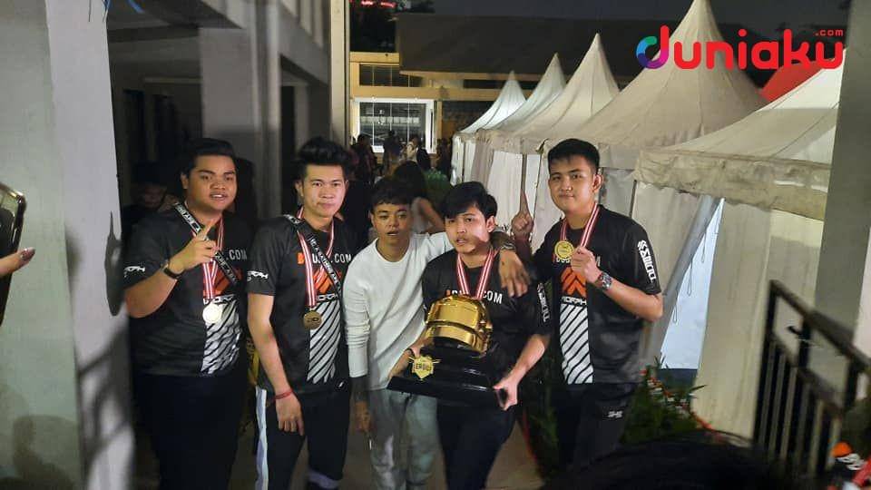 Morph bersama Reza Arap Oktovian pasca DG League 2020. duniaku.com/Adhitya Daniel