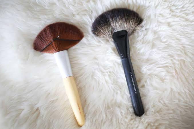 10 Life Hacks Brilian Modal Bobby Pin, Buat Hidup Lebih Mudah!