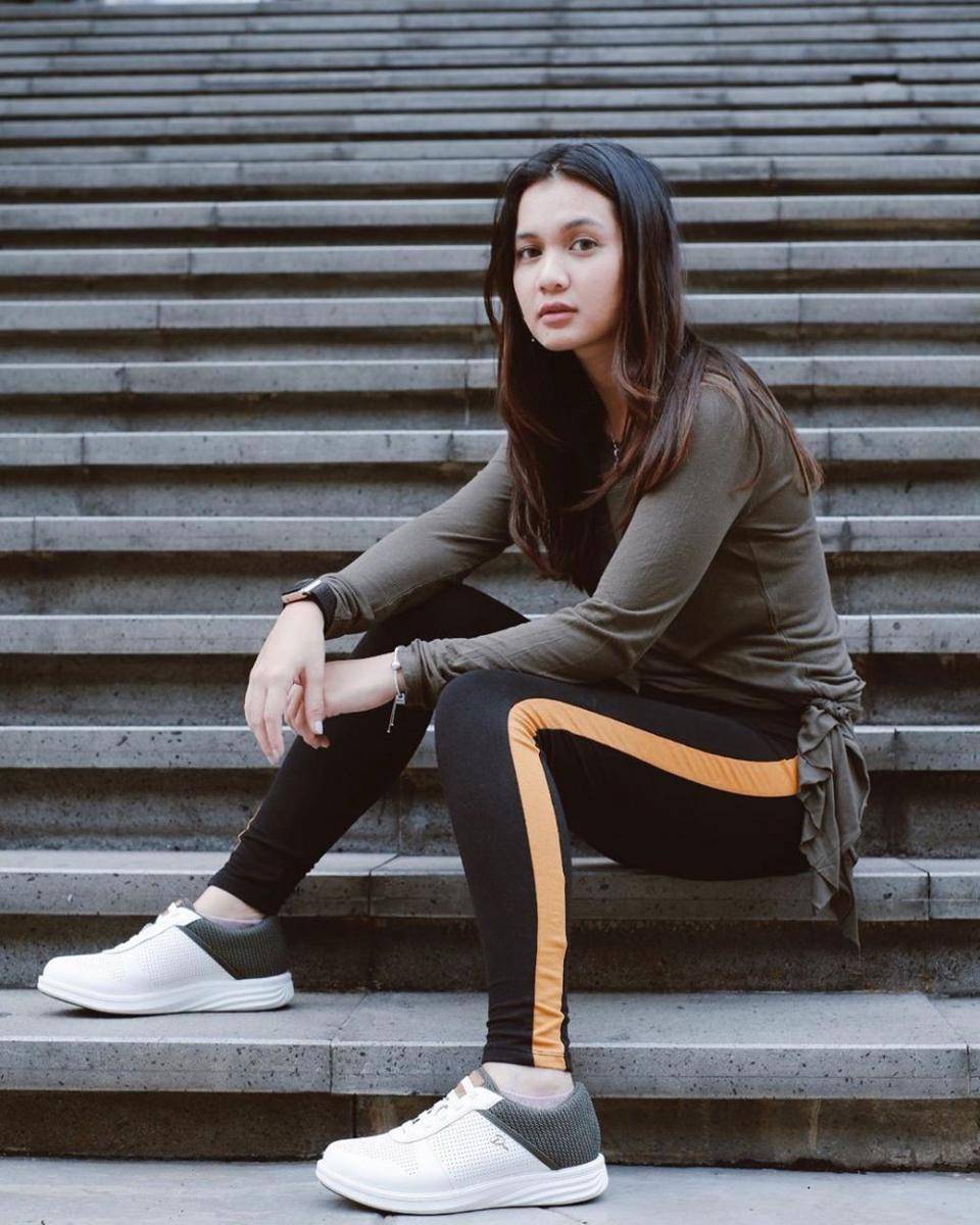 instagram.com/deaaannisa