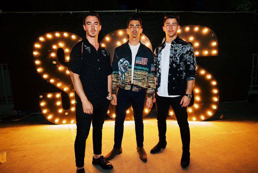 instagram.com/joejonas