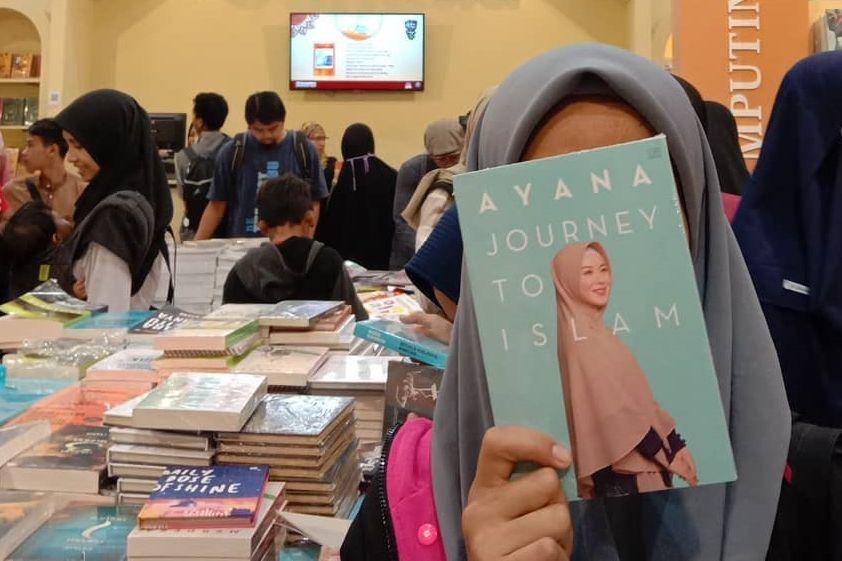 instagram.com/nurhayati_.12