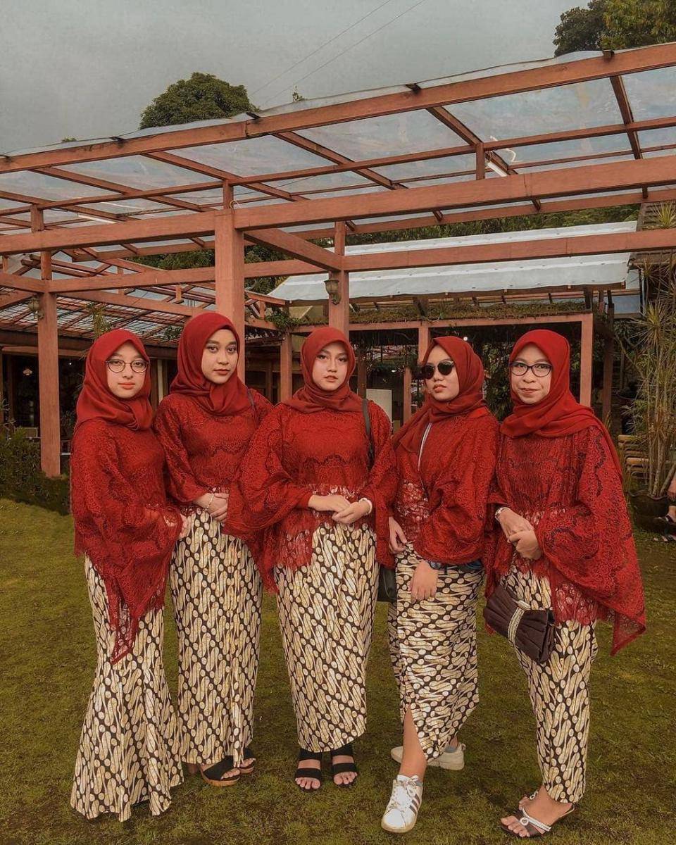 instagram.com/ghaidagusrinisa