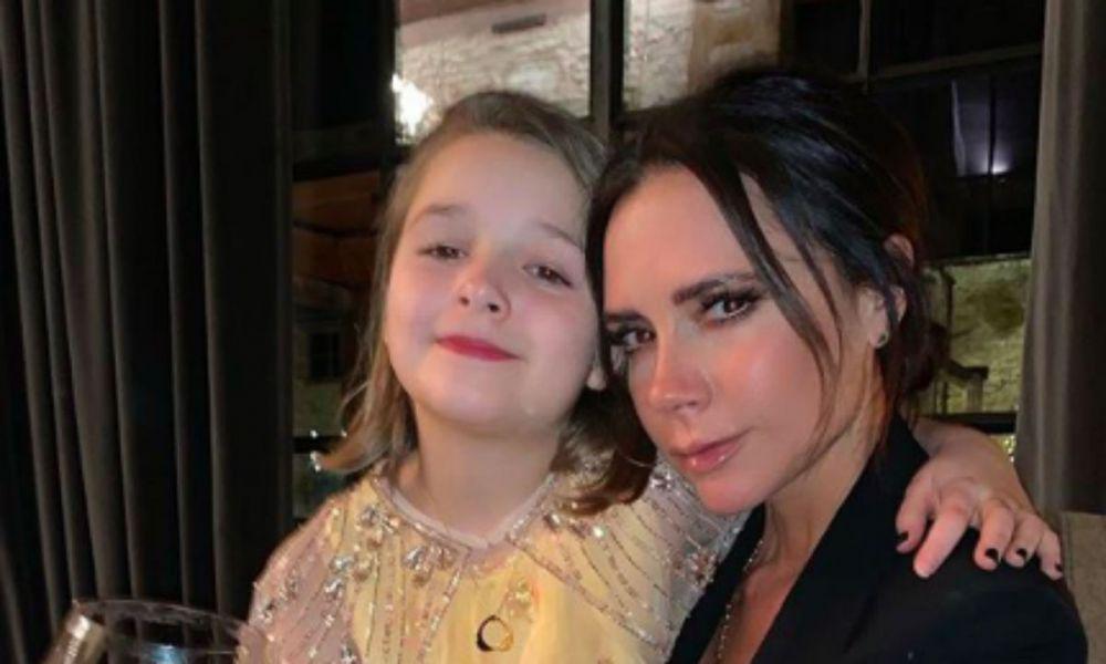 Goals Banget, 9 Ide Outfit Ibu-Anak ala Victoria dan Harper Beckham