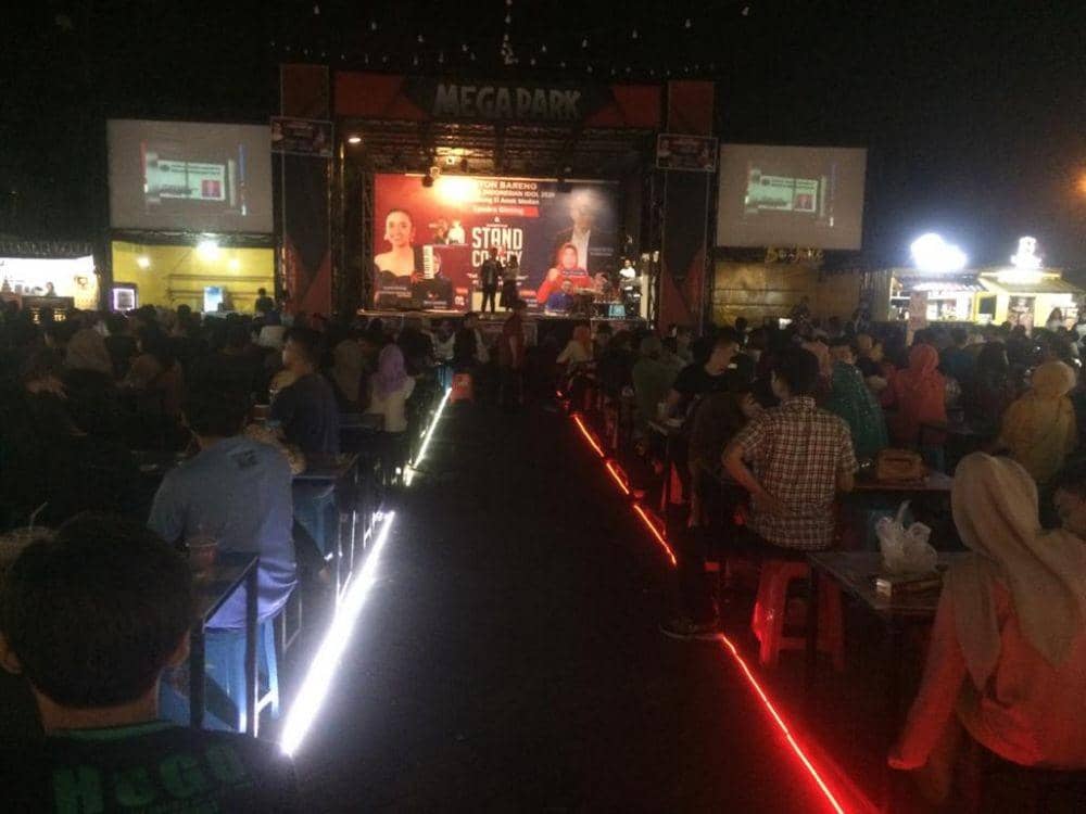 Serunya Nobar Lyodra Ginting, Ada Kompetisi Stand Up Comedy