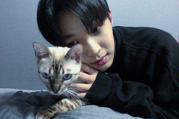 instagram.com/imhyunsik