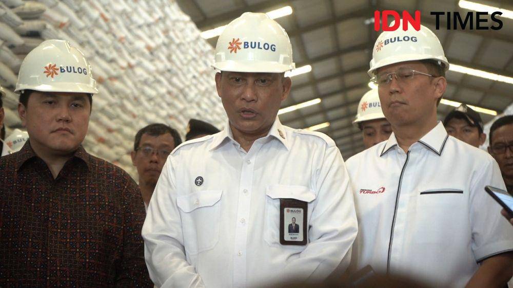 Erick Thohir Bersama Budi Waseso Memantau Pasokan Beras Bulog (IDN Times/Kevin Handoko)