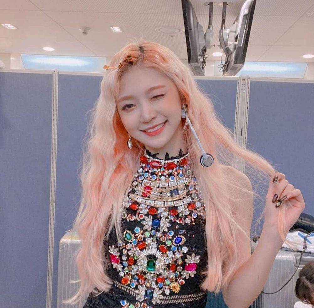instagram.com/official_everglow