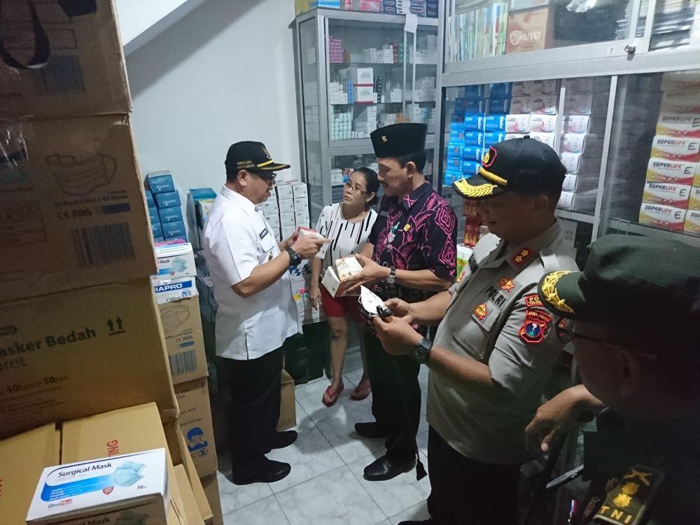 Forkopimda Tulungagung sidak apotik dan swalayan, IDN Times / Bramanta Pamungkas