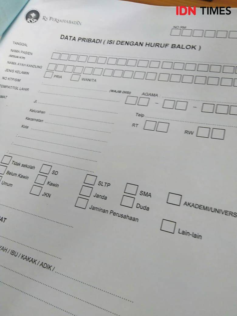 Form Tes Virus Corona di RS Persahabatan (IDN Times/Dini Suciatiningrum)