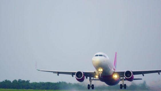 yang belum kamu tahu tentang katering pesawat Images... 13 Istilah Penerbangan yang Harus Kamu Tahu Sebelum Naik Pesawat | IDN ...