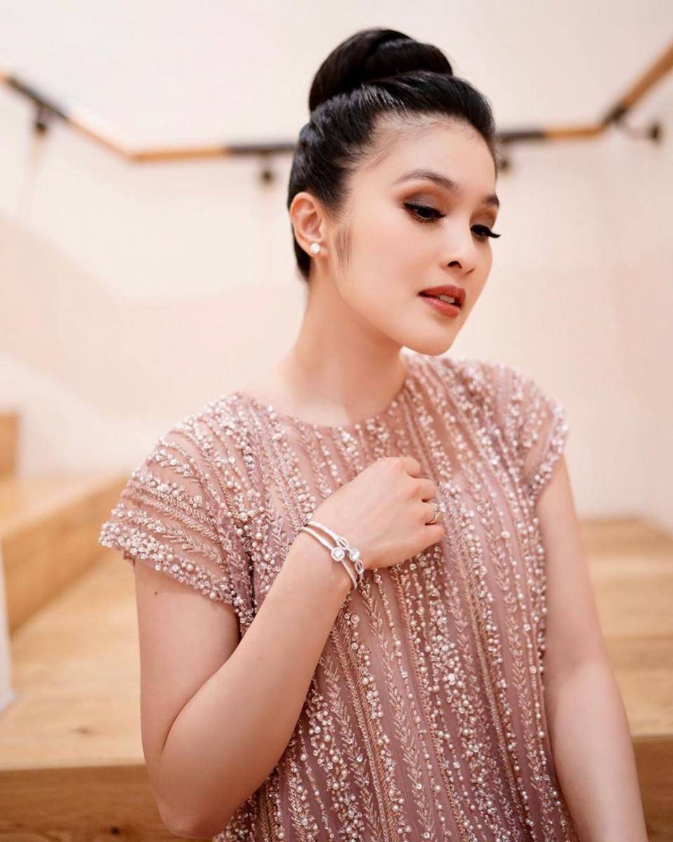 Instagram.com/sandradewi88