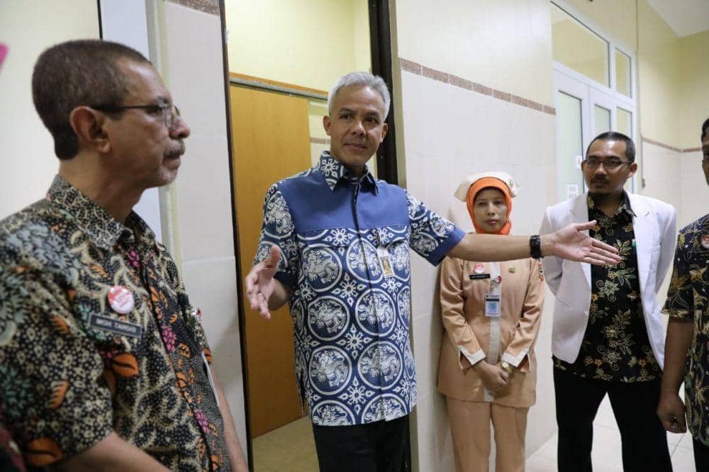 Gubernur Jawa Tengah, Ganjar Pranowo (tengah) (Dok. Humas Pemprov Jateng)