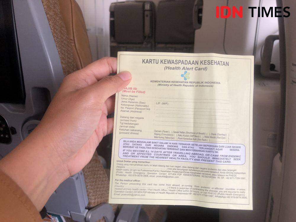 Formulir Kartu Kewaspadaan Kesehatan/Health Alert Card (IDN Times/Ernia Karina)