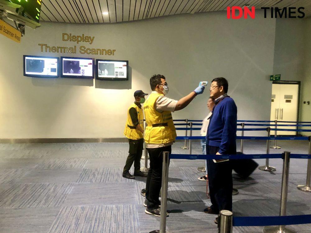 Begini Proses Pemeriksaan Virus Corona di Bandara Soetta dan Changi