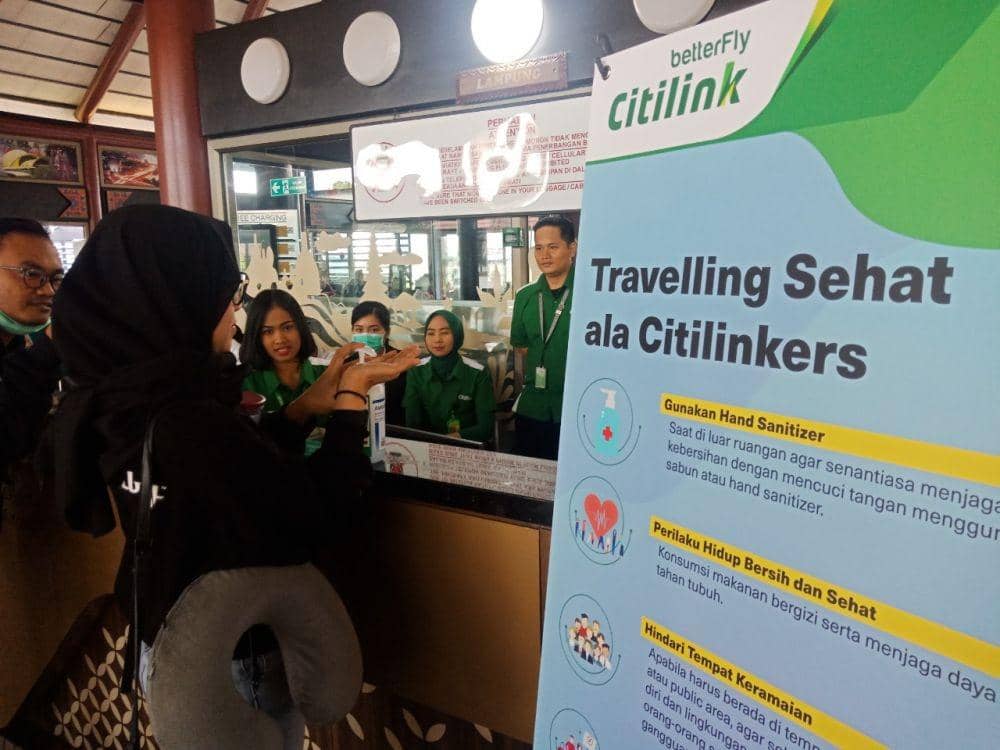 Pemberian Minuman Herbal oleh Citilink (Dok. Citilink)